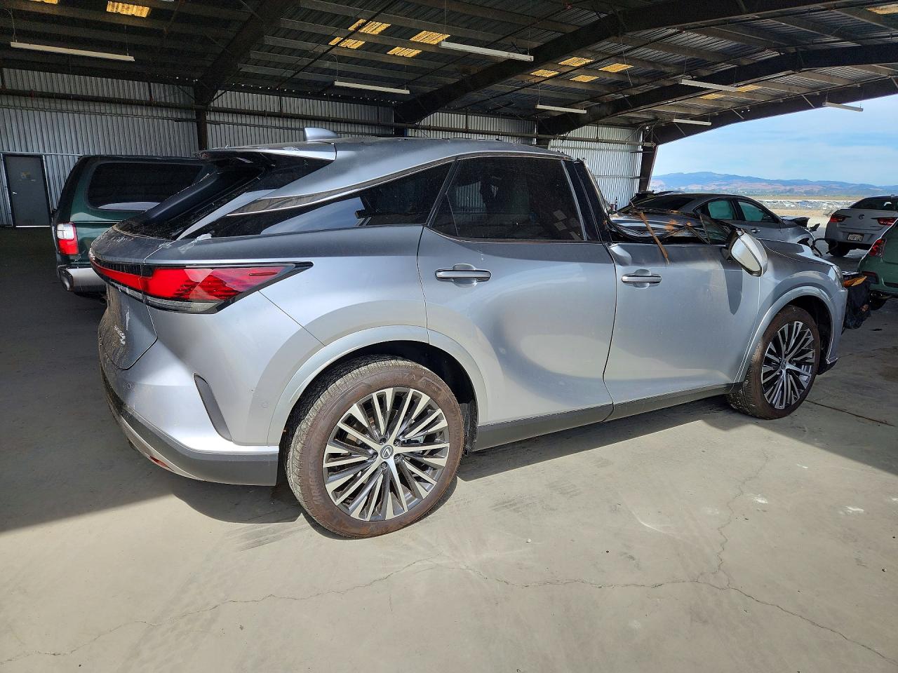 2026 LEXUS RX 350H PREMIUM+ — photo 3