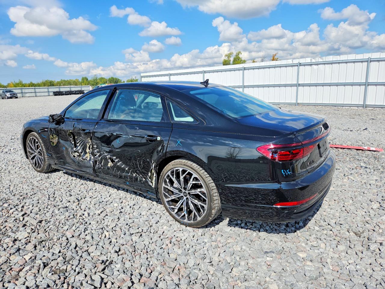 2023 AUDI A8 L — снимка 2