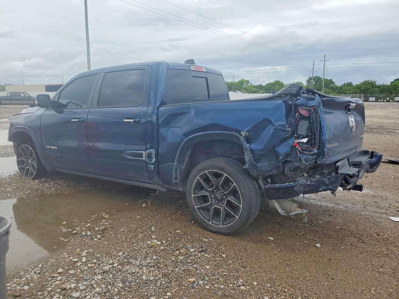 2021 RAM 1500 LARAMIE — снимка 2