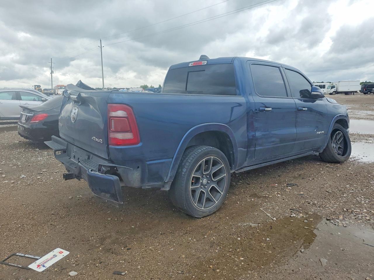 2021 RAM 1500 LARAMIE — снимка 3