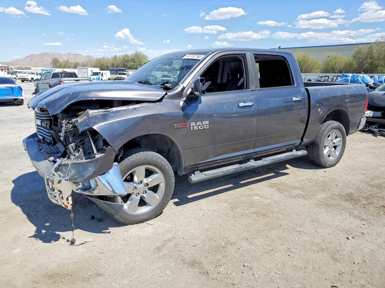 2016 RAM 1500 SLT