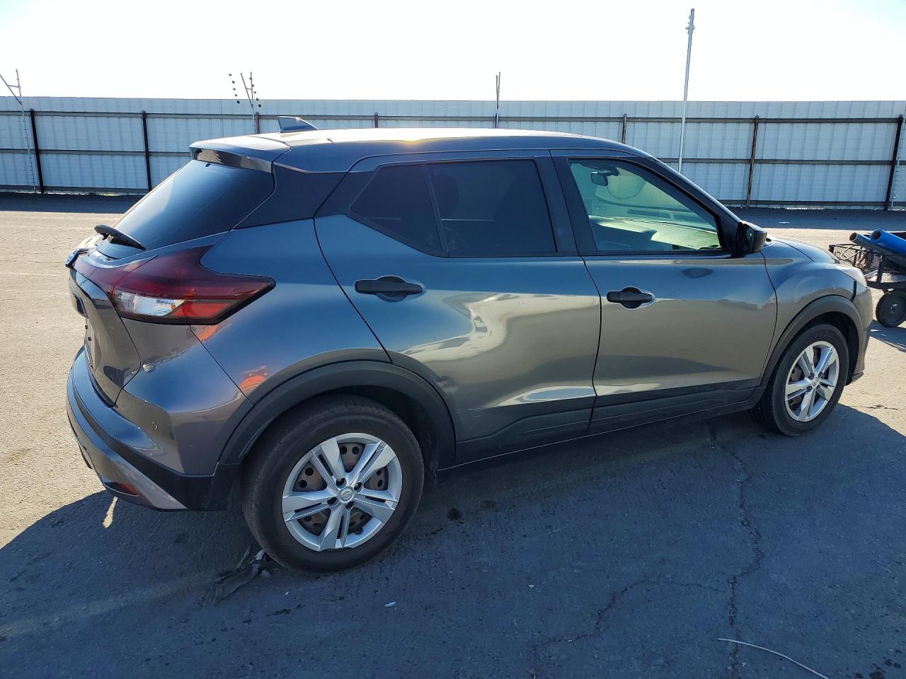 2021 NISSAN KICKS S — снимка 3