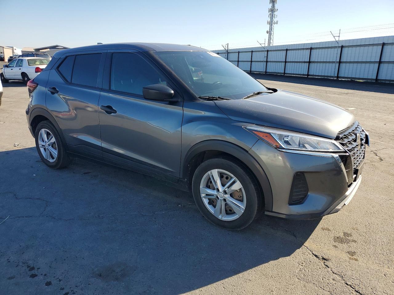 2021 NISSAN KICKS S — снимка 4