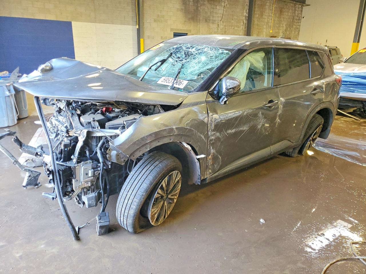 2021 NISSAN ROGUE SV
