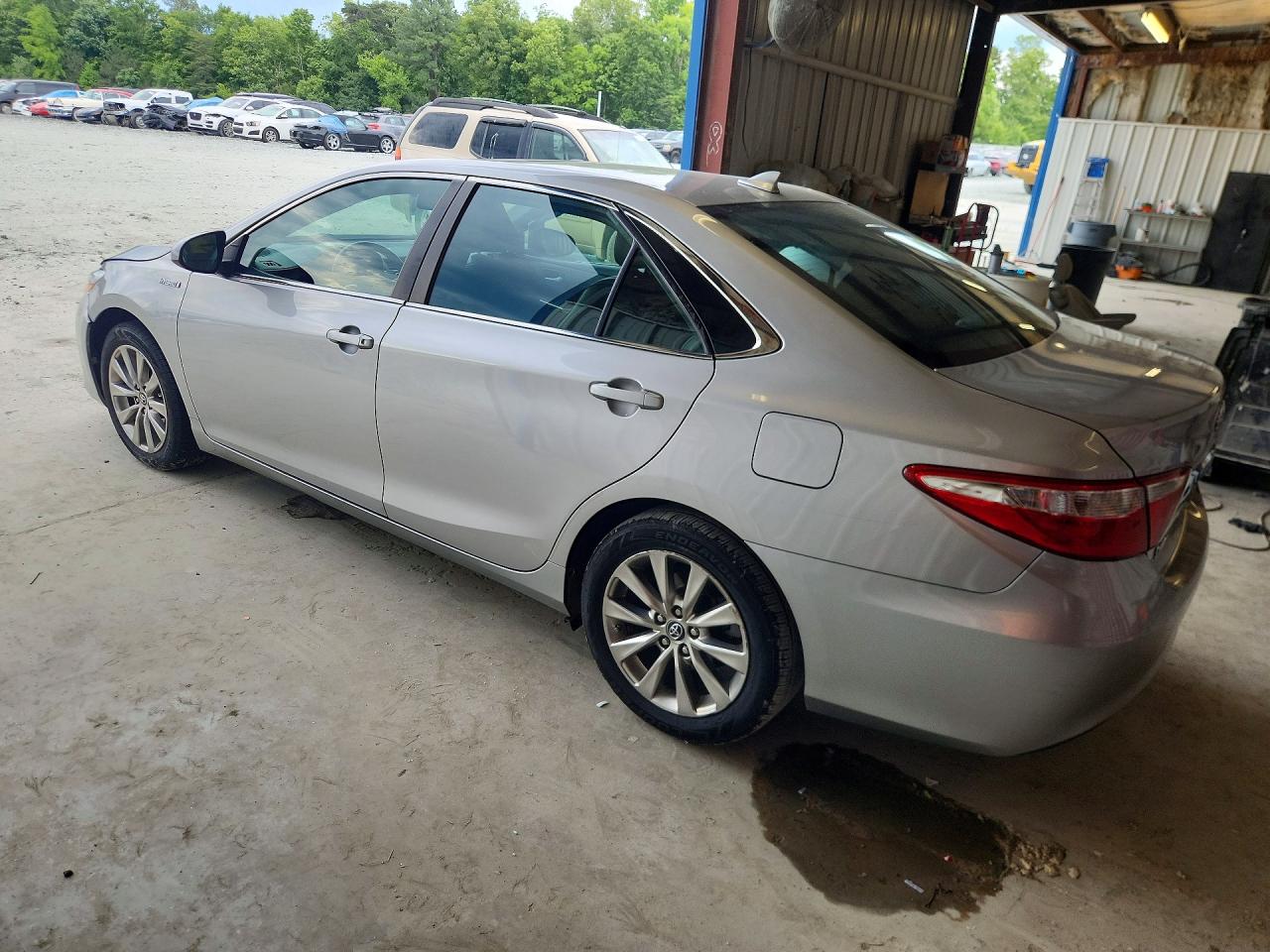 2017 TOYOTA CAMRY HYBRID XLE — снимка 2
