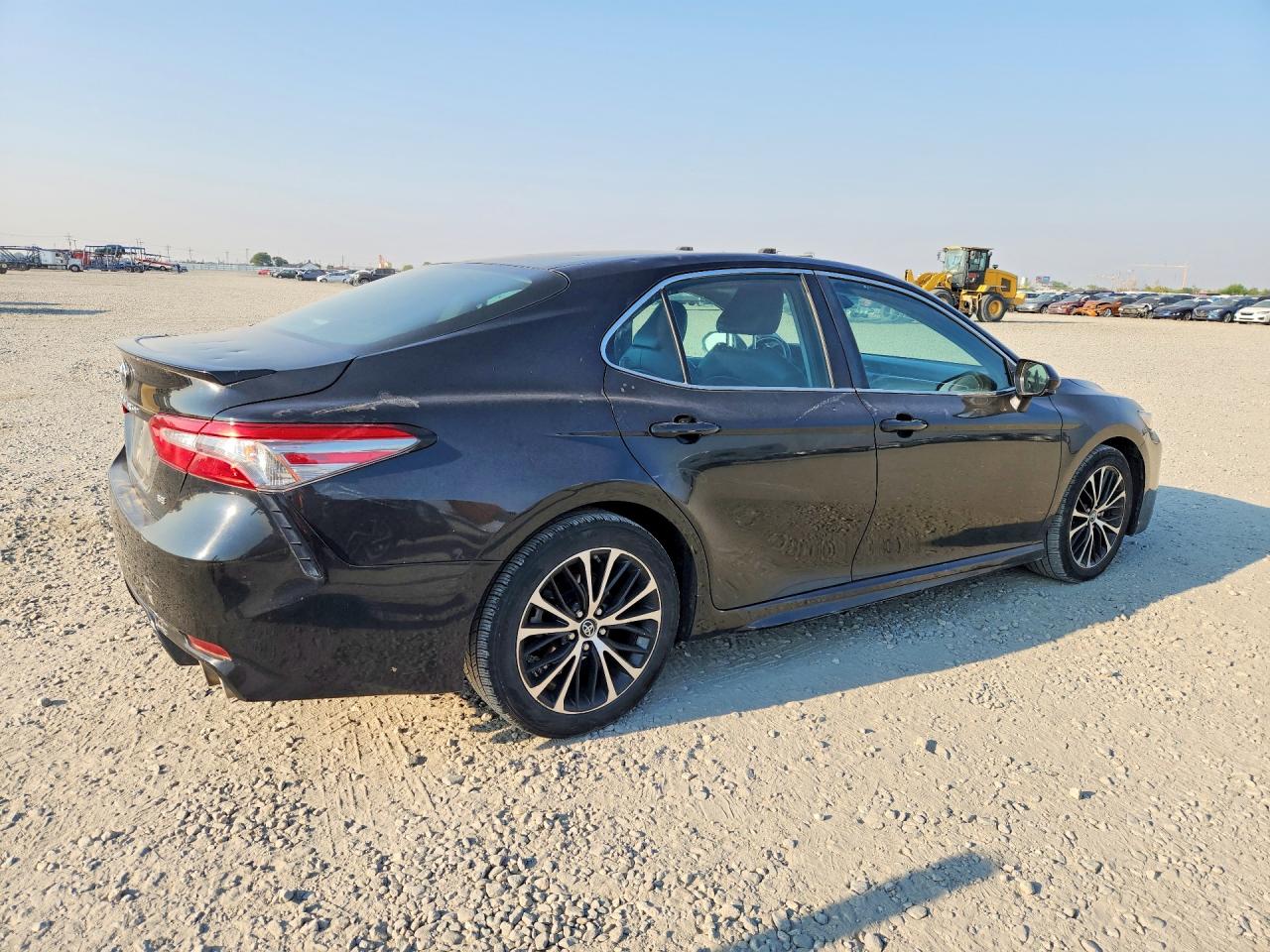 2018 TOYOTA CAMRY SE — снимка 3