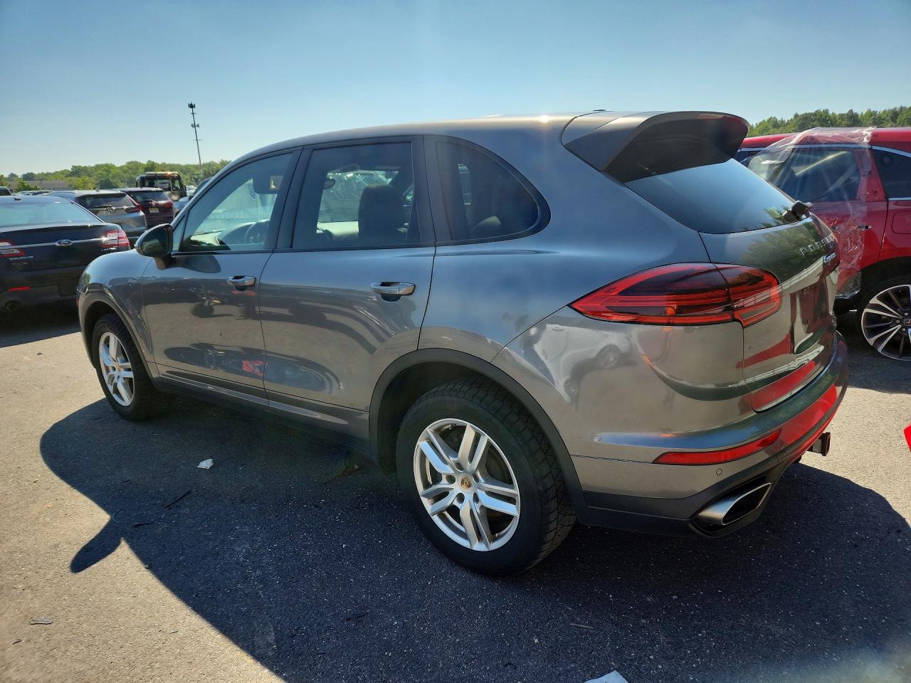 2015 PORSCHE CAYENNE — снимка 2