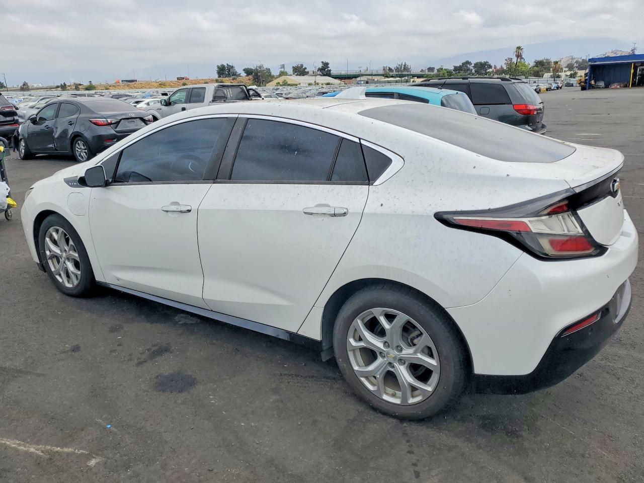 2017 CHEVROLET VOLT PREMIER — снимка 2
