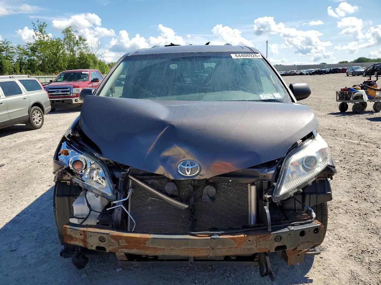 2015 TOYOTA SIENNA XLE 8-PASSENGER — снимка 5