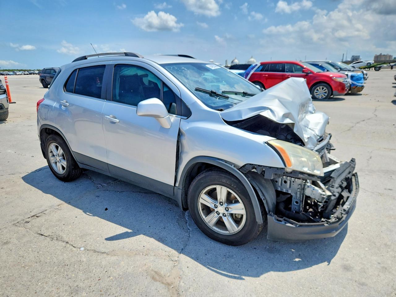 2015 CHEVROLET TRAX 1LT — снимка 4