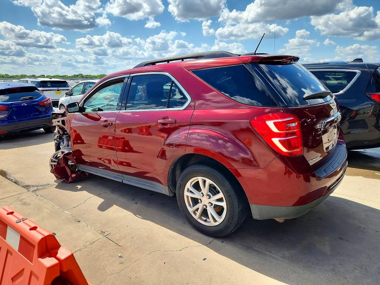 2017 CHEVROLET EQUINOX LT — снимка 2