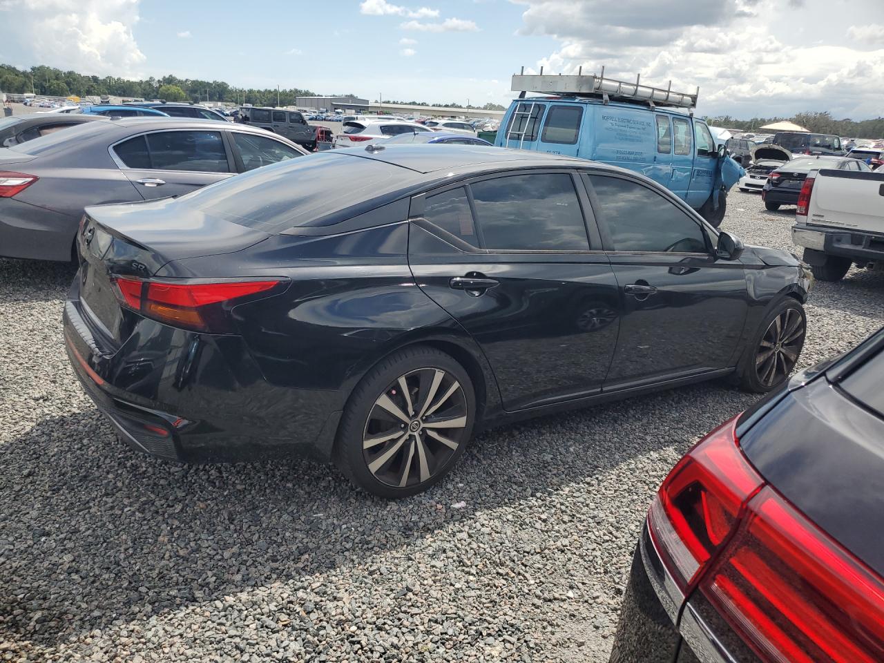 2019 NISSAN ALTIMA SR — снимка 3