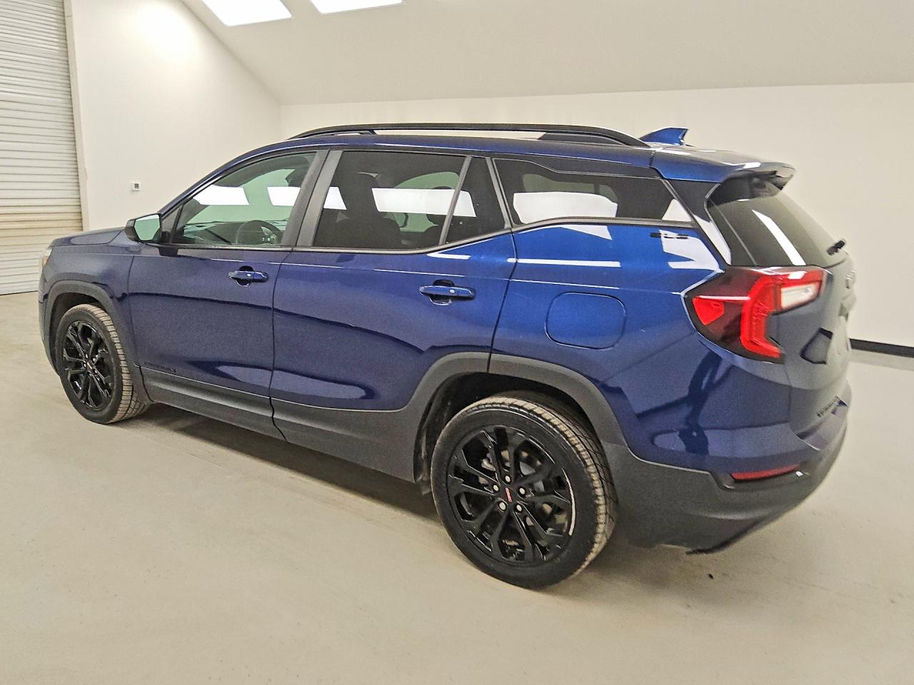 2022 GMC TERRAIN SLE — снимка 2