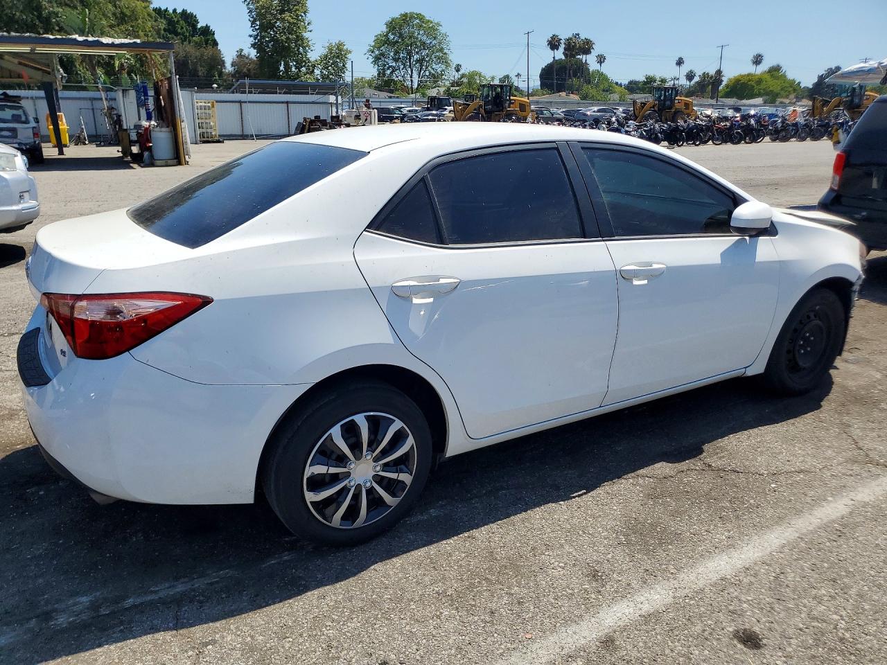 2018 TOYOTA COROLLA LE — снимка 3