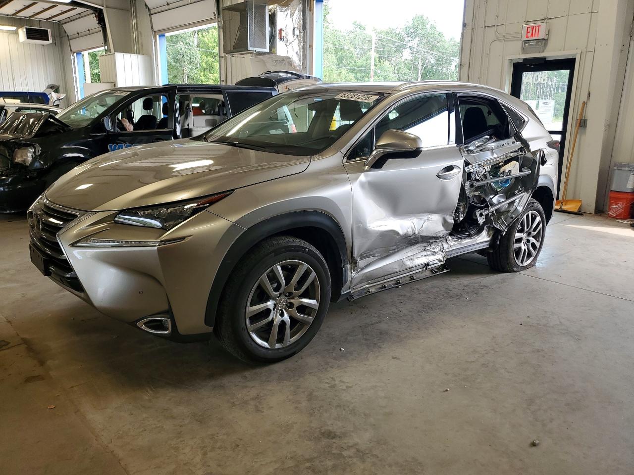 2015 LEXUS NX 200T