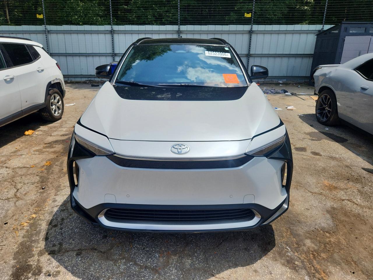 2024 TOYOTA BZ4X LIMITED — снимка 5