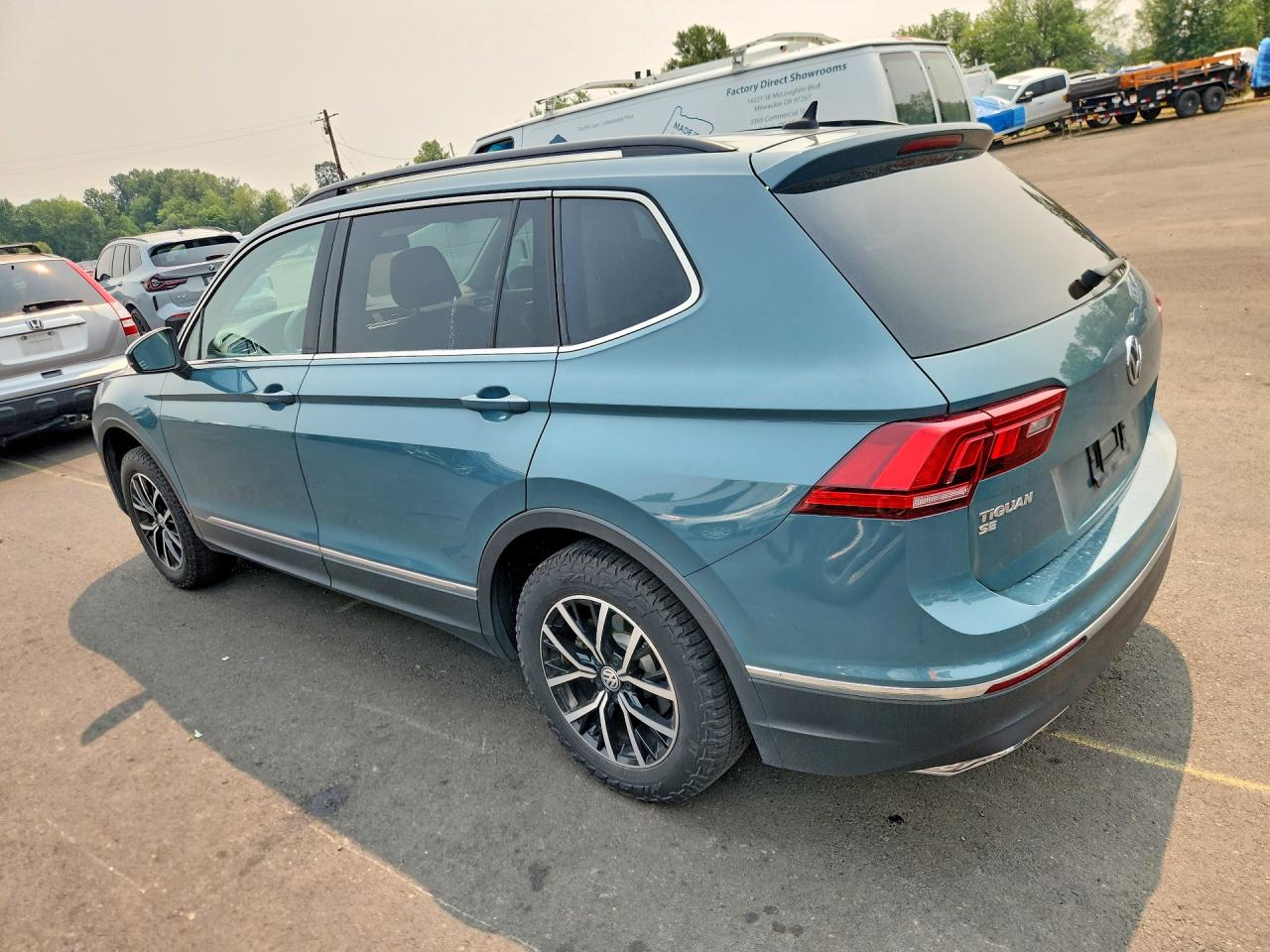 2021 VOLKSWAGEN TIGUAN SE — снимка 2