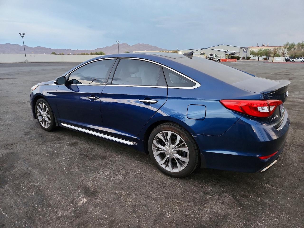 2017 HYUNDAI SONATA LIMITED 2.0T — снимка 2