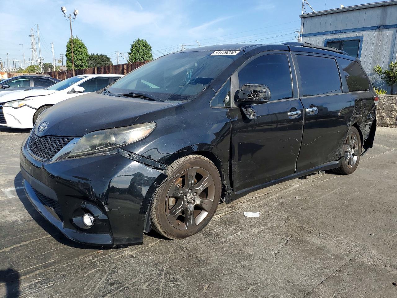 2015 TOYOTA SIENNA SPORT