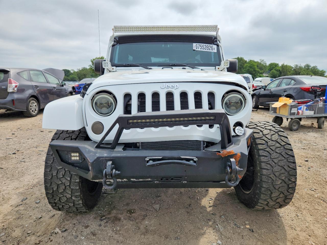 2017 JEEP WRANGLER UNLIMITED SAHARA — снимка 5