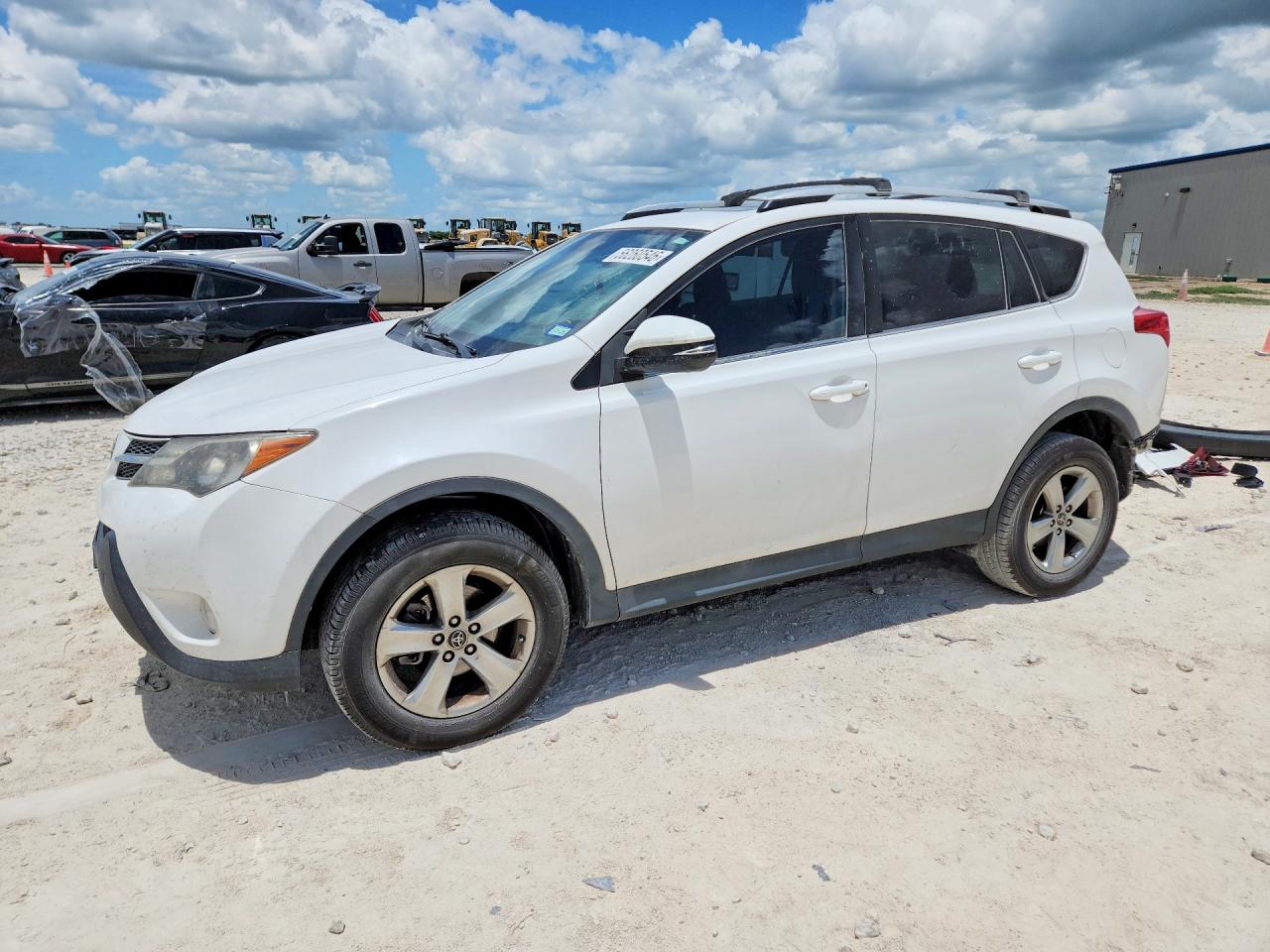 2015 TOYOTA RAV4 XLE