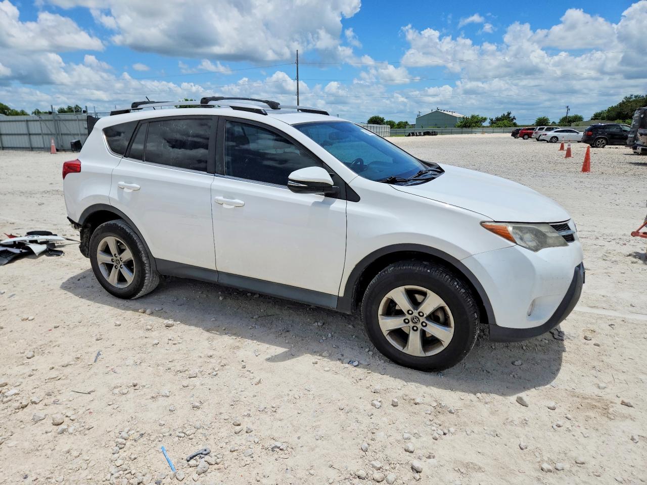 2015 TOYOTA RAV4 XLE — снимка 4