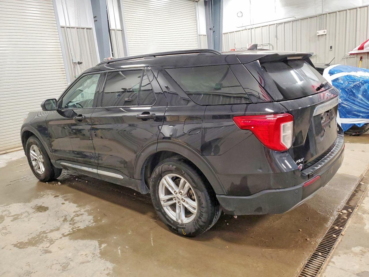 2022 FORD EXPLORER XLT — снимка 2