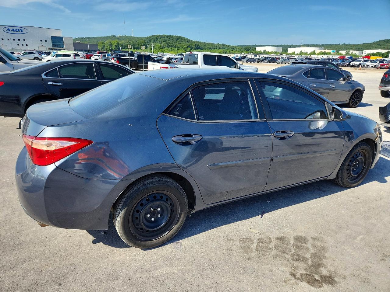 2018 TOYOTA COROLLA LE — снимка 3