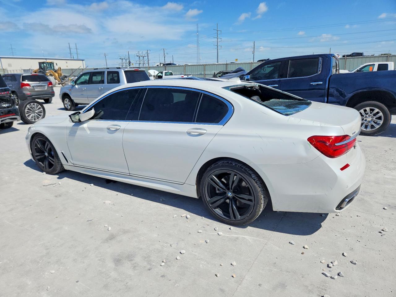 2019 BMW 740 XI — снимка 2