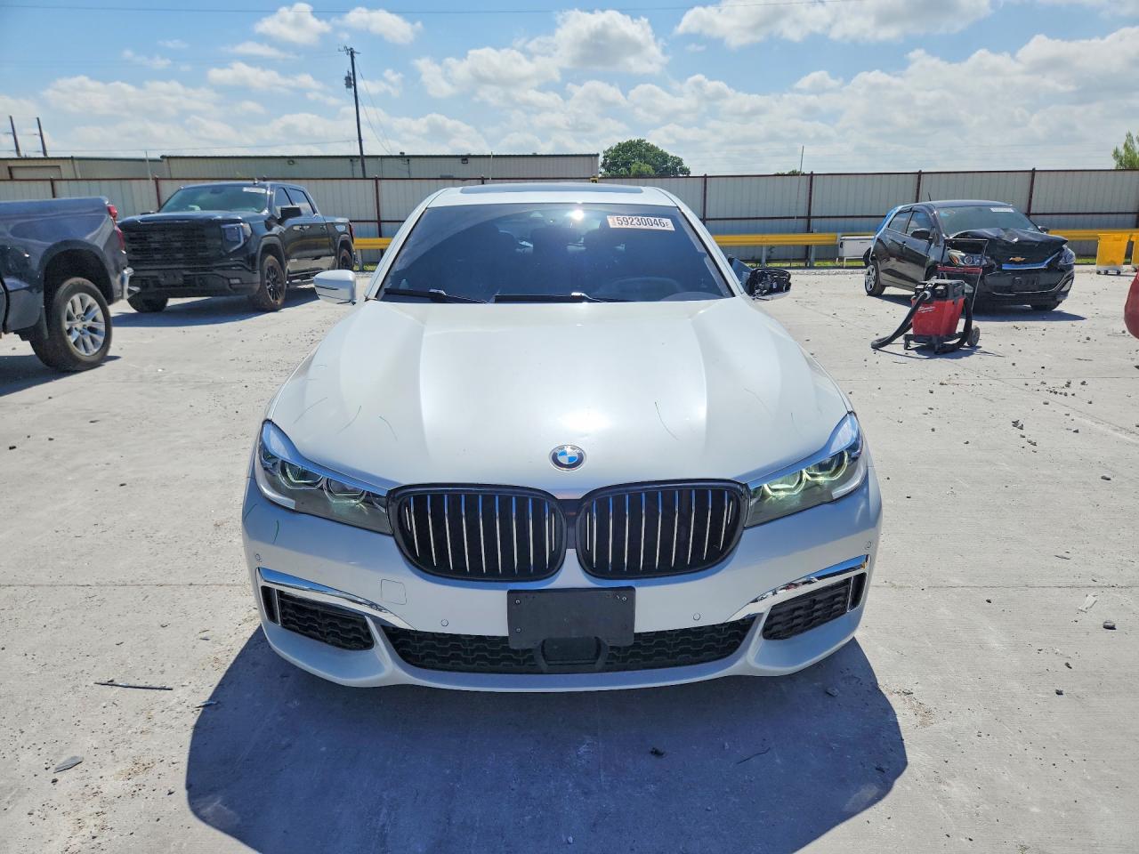 2019 BMW 740 XI — снимка 5