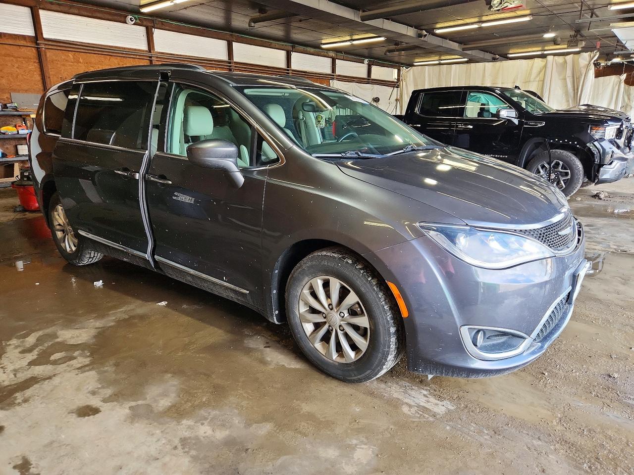 2017 CHRYSLER PACIFICA TOURING L — снимка 4
