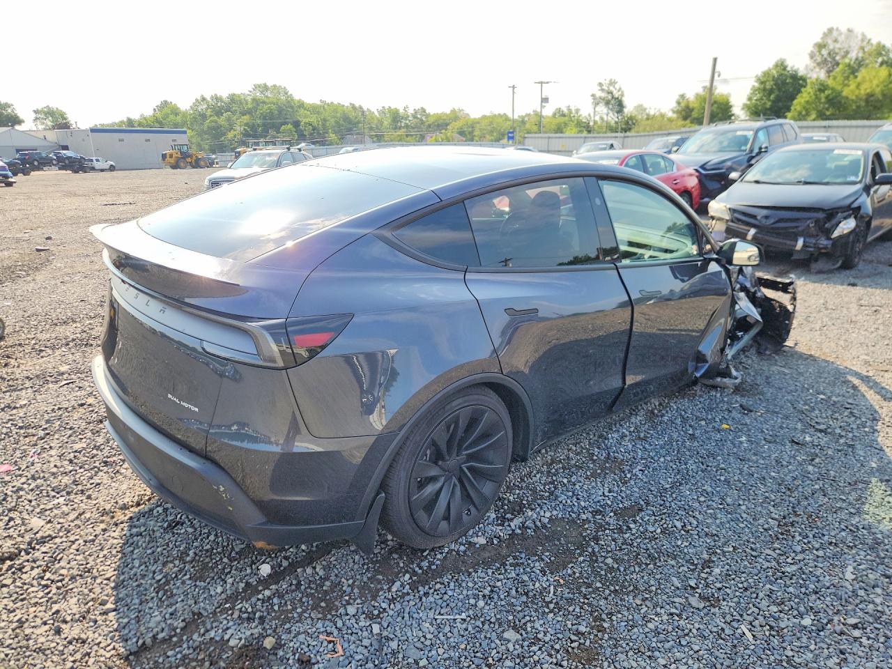 2026 TESLA MODEL Y — снимка 3