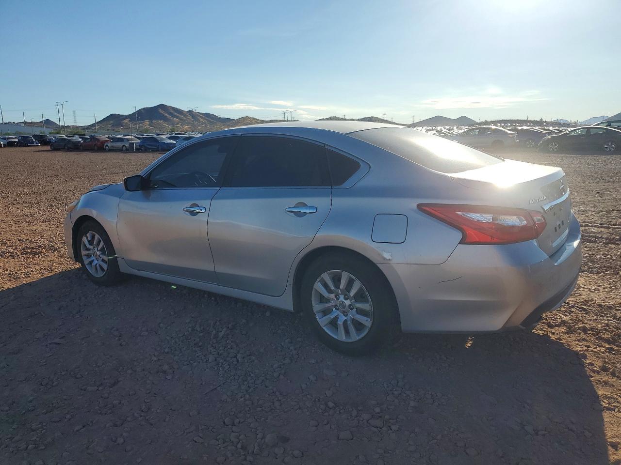 2016 NISSAN ALTIMA 2.5 — снимка 2