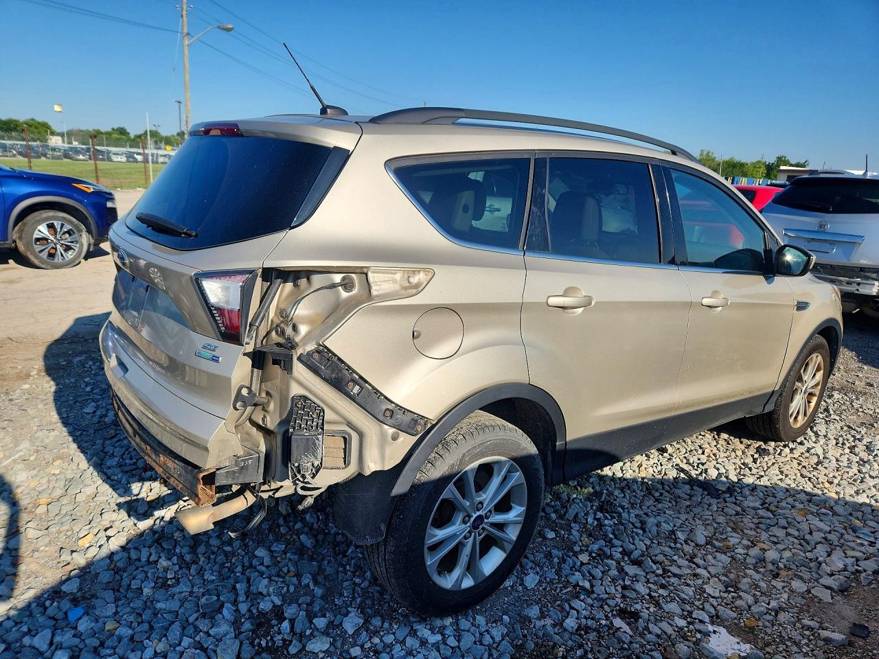 2017 FORD ESCAPE SE — снимка 3