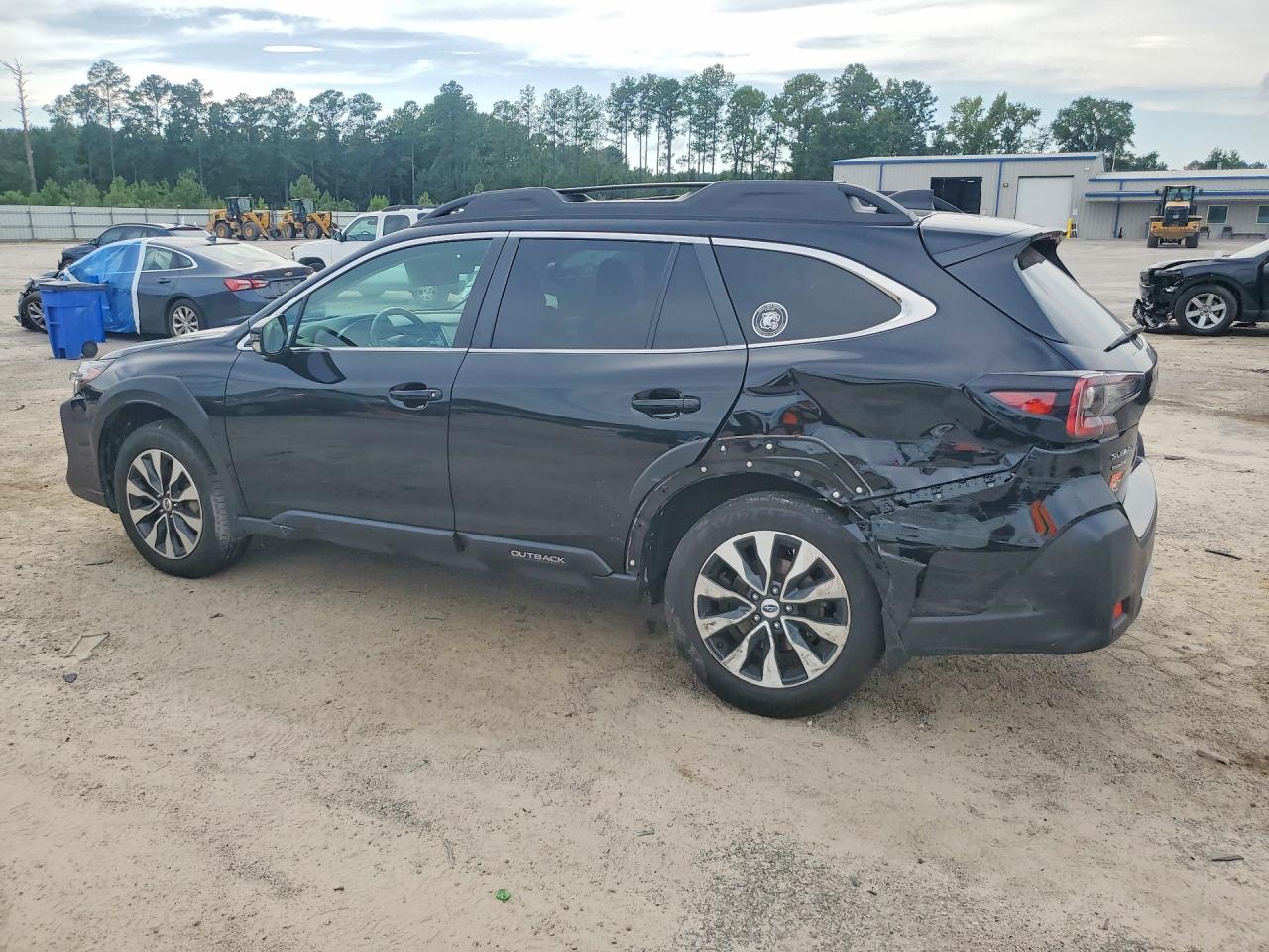 2023 SUBARU OUTBACK LIMITED — снимка 2