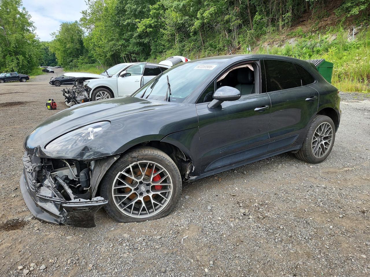 2020 PORSCHE MACAN