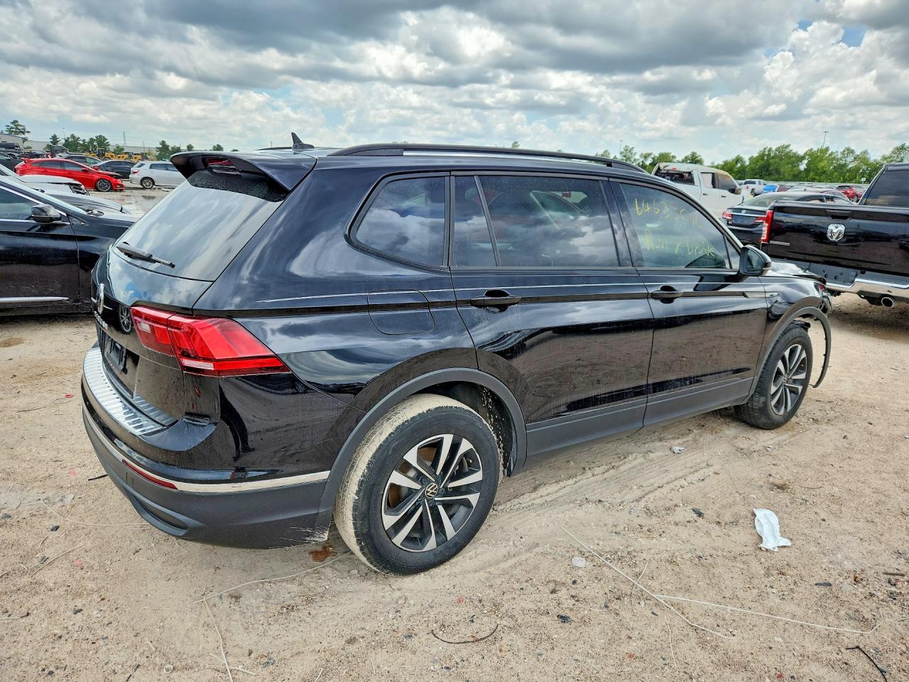 2024 VOLKSWAGEN TIGUAN S — снимка 3