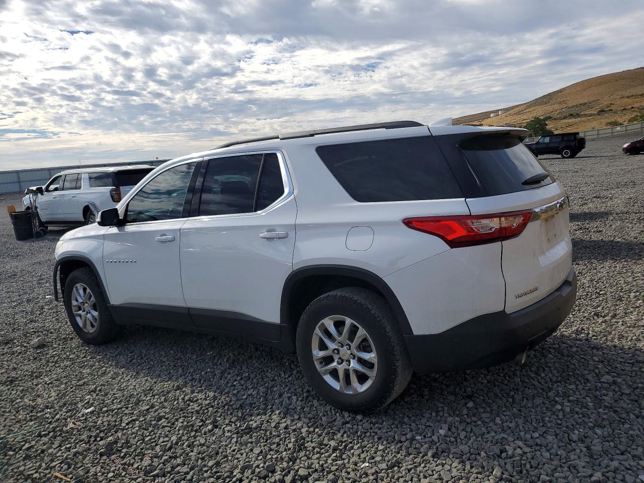 2019 CHEVROLET TRAVERSE LT — снимка 2