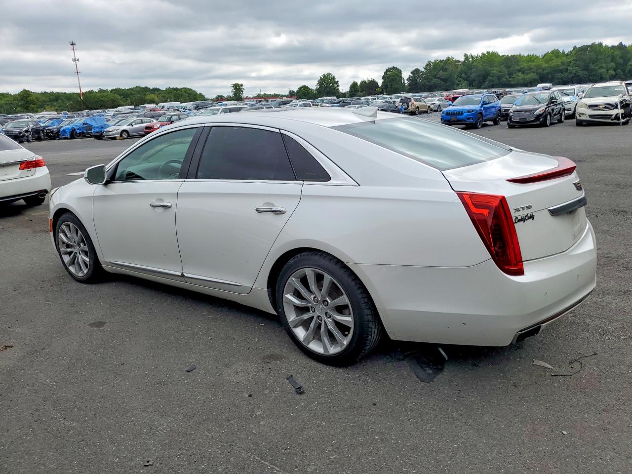 2016 CADILLAC XTS LUXURY COLLECTION — снимка 2