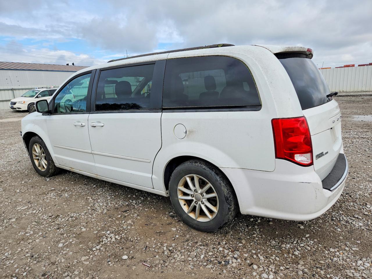 2016 DODGE GRAND CARAVAN SXT — снимка 2