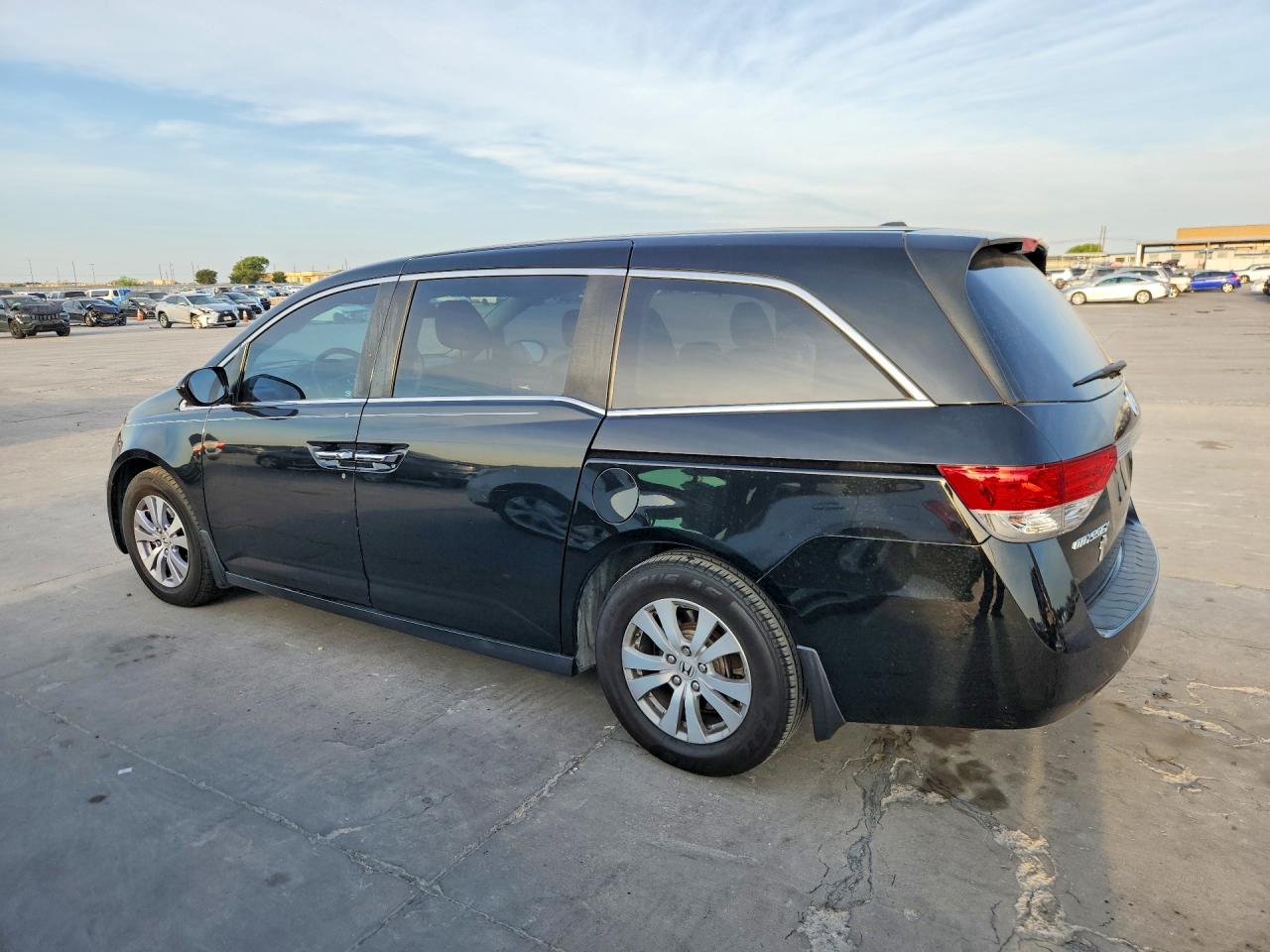 2016 HONDA ODYSSEY EXL — снимка 2