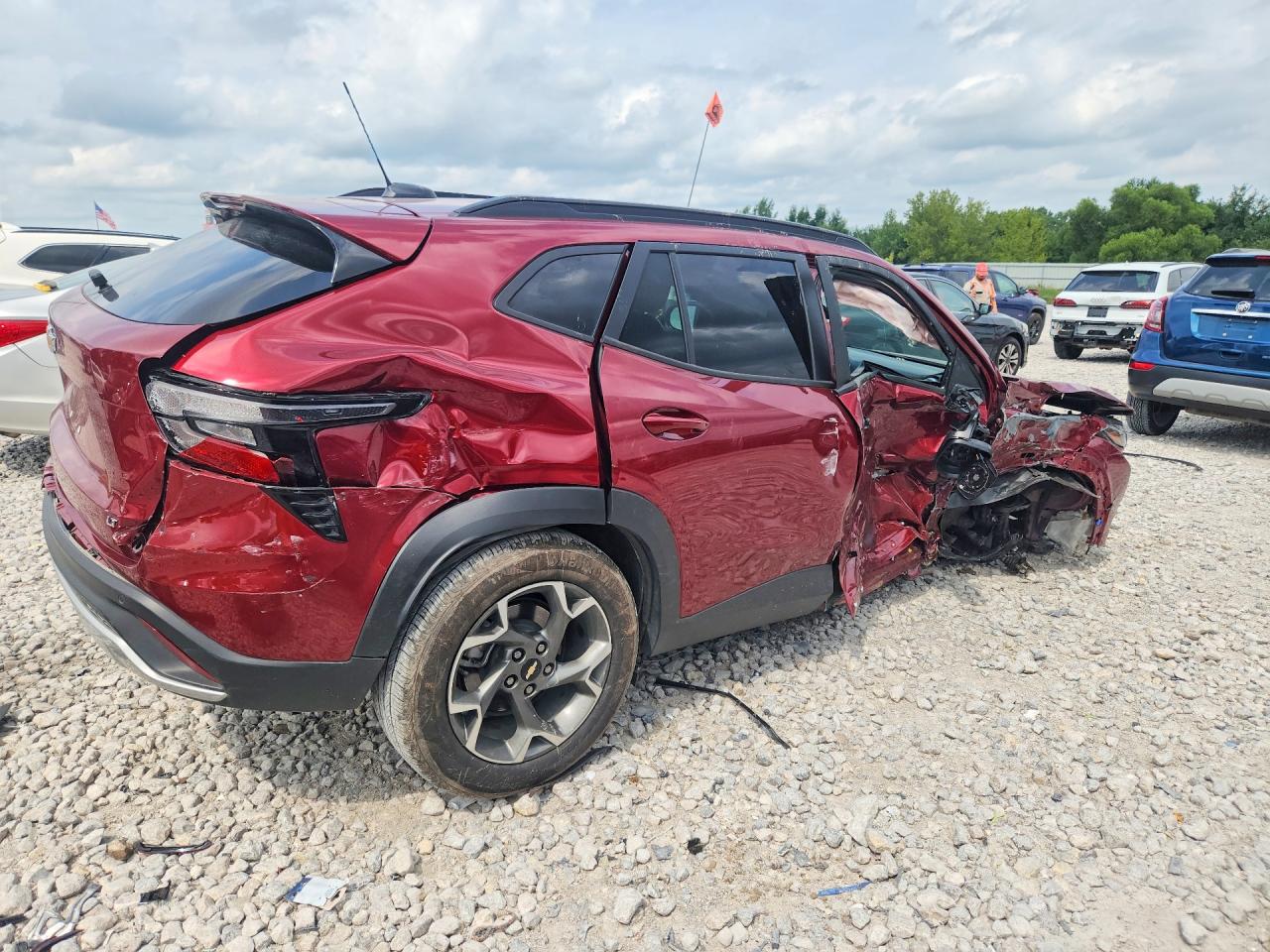 2025 CHEVROLET TRAX 1LT — снимка 3