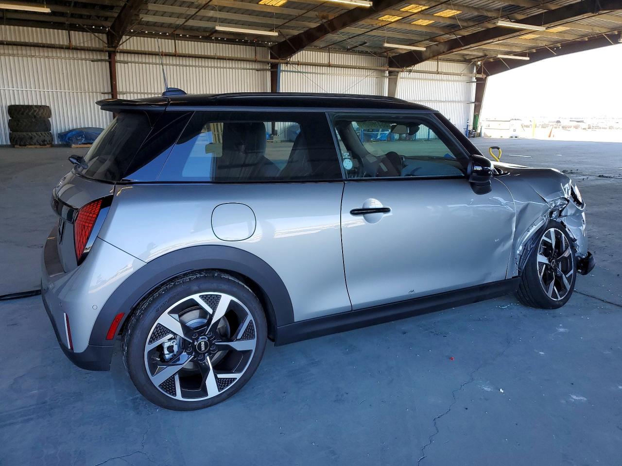 2025 MINI COOPER S — снимка 3