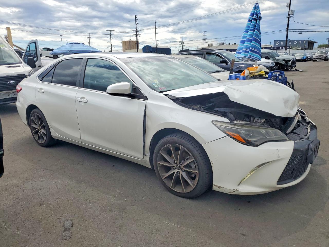 2017 TOYOTA CAMRY XSE V6 — снимка 4