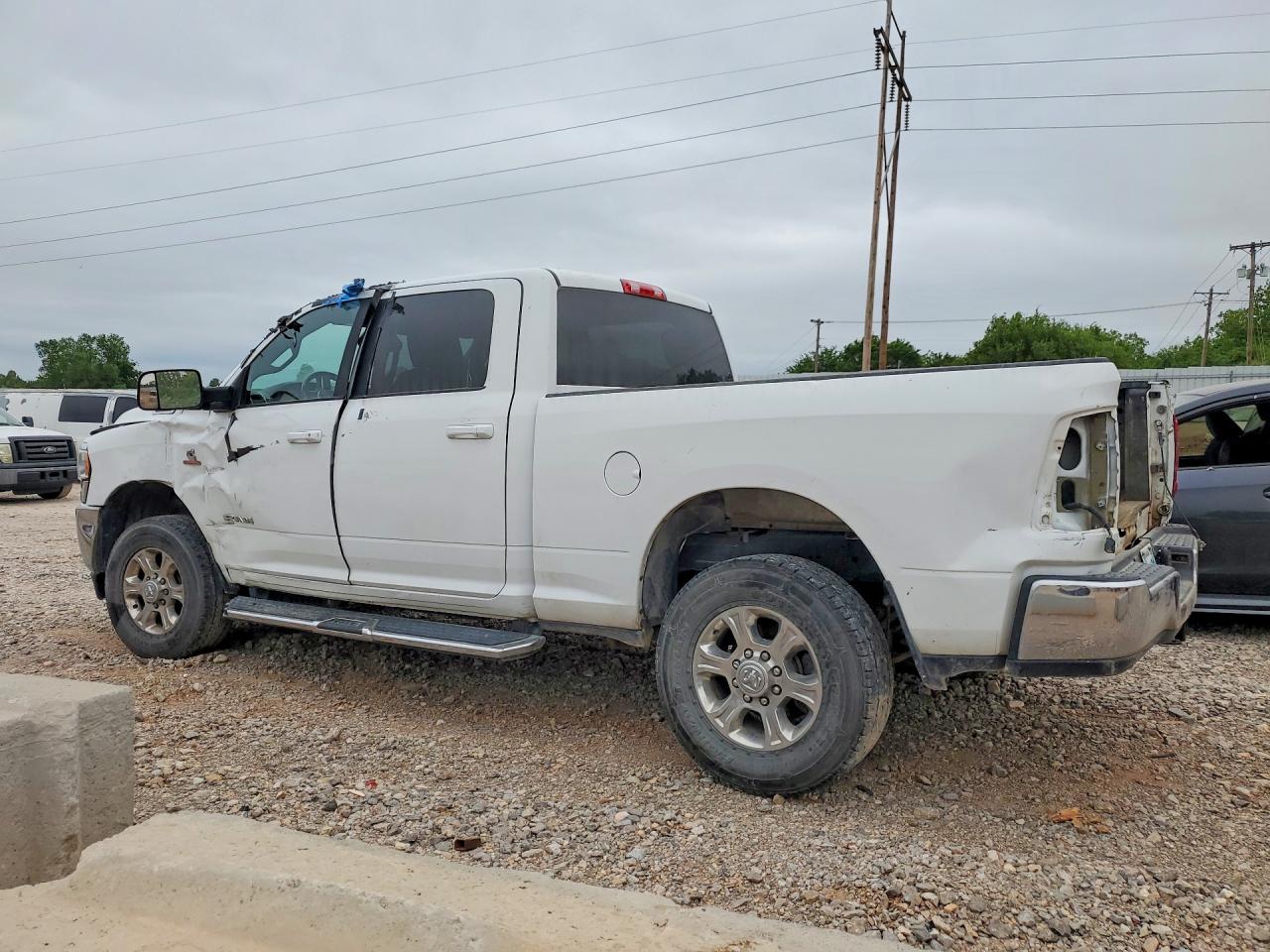 2022 RAM 2500 BIG HORN — снимка 2