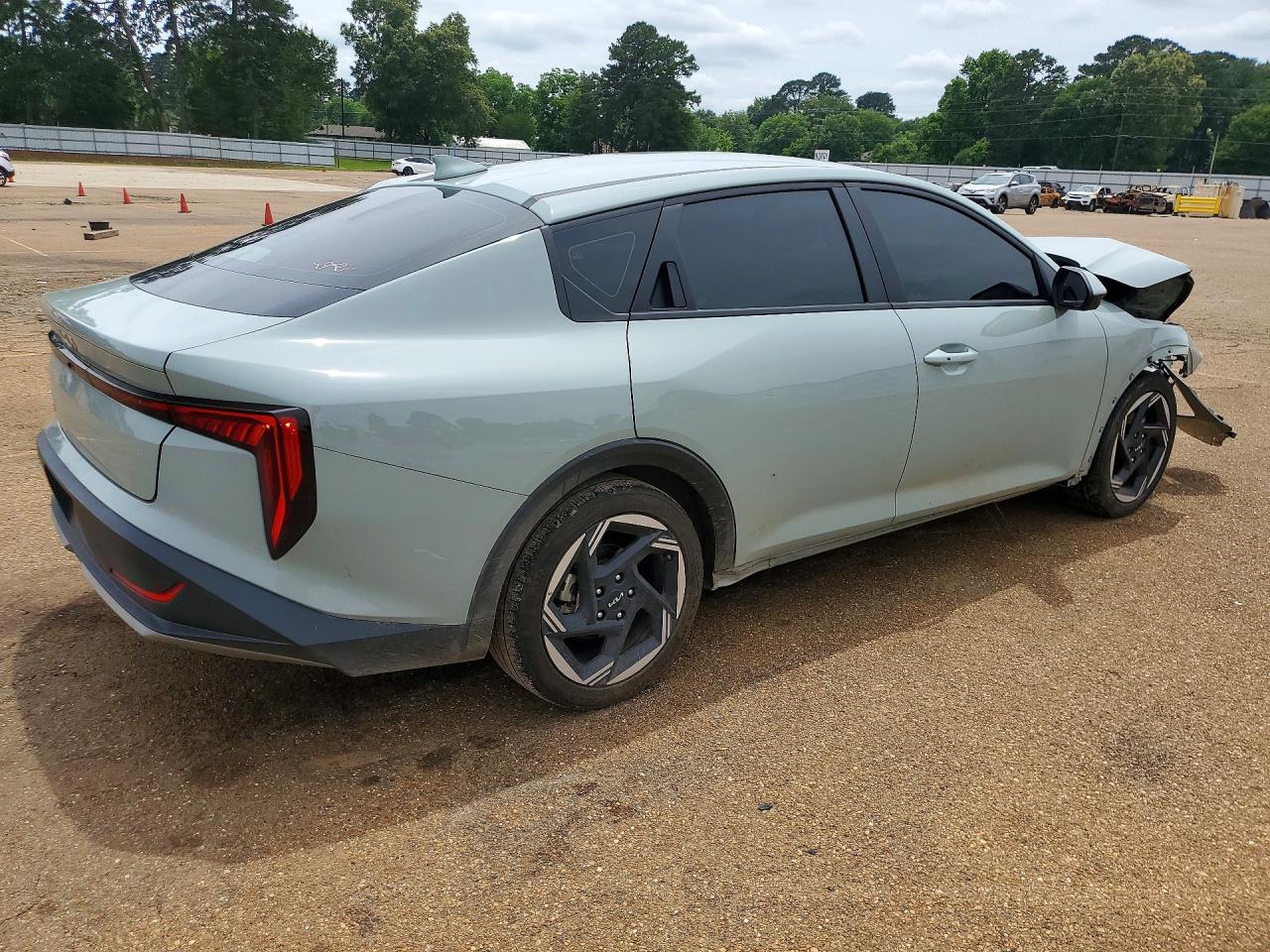 2025 KIA K4 EX — снимка 3