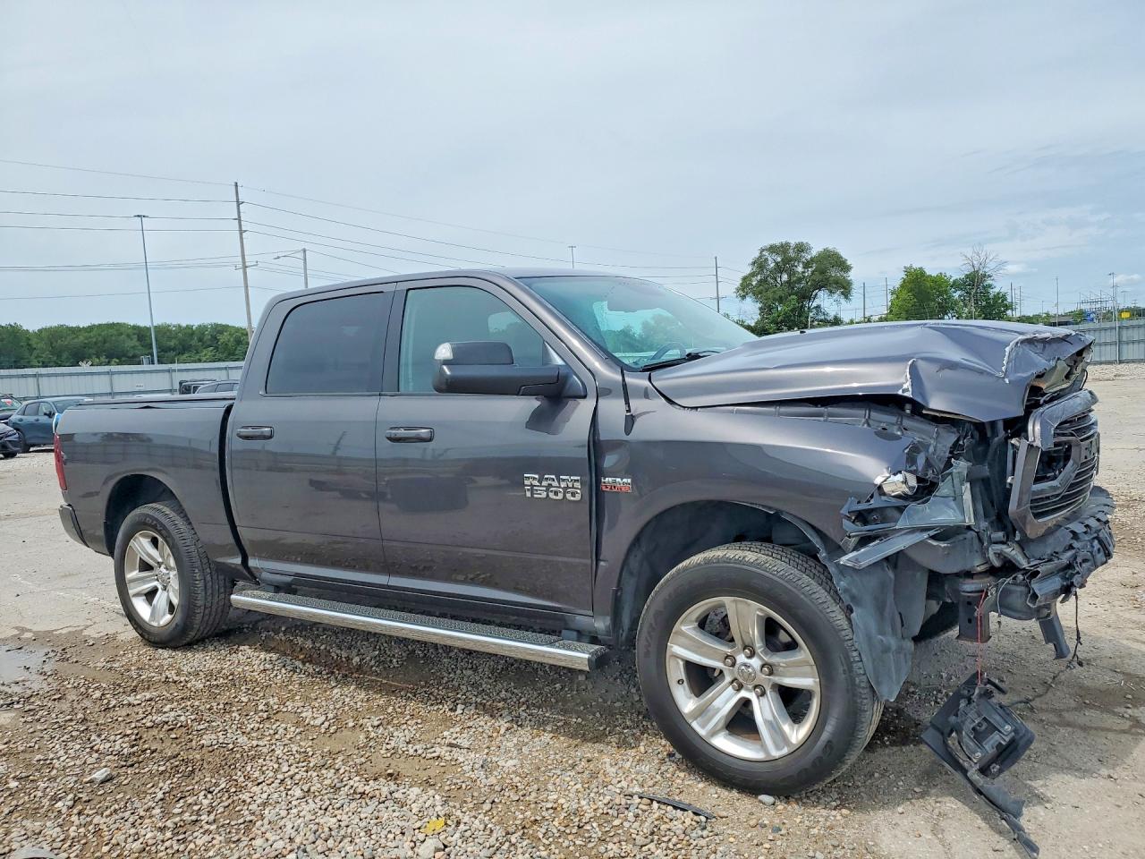 2018 RAM 1500 SPORT — снимка 4