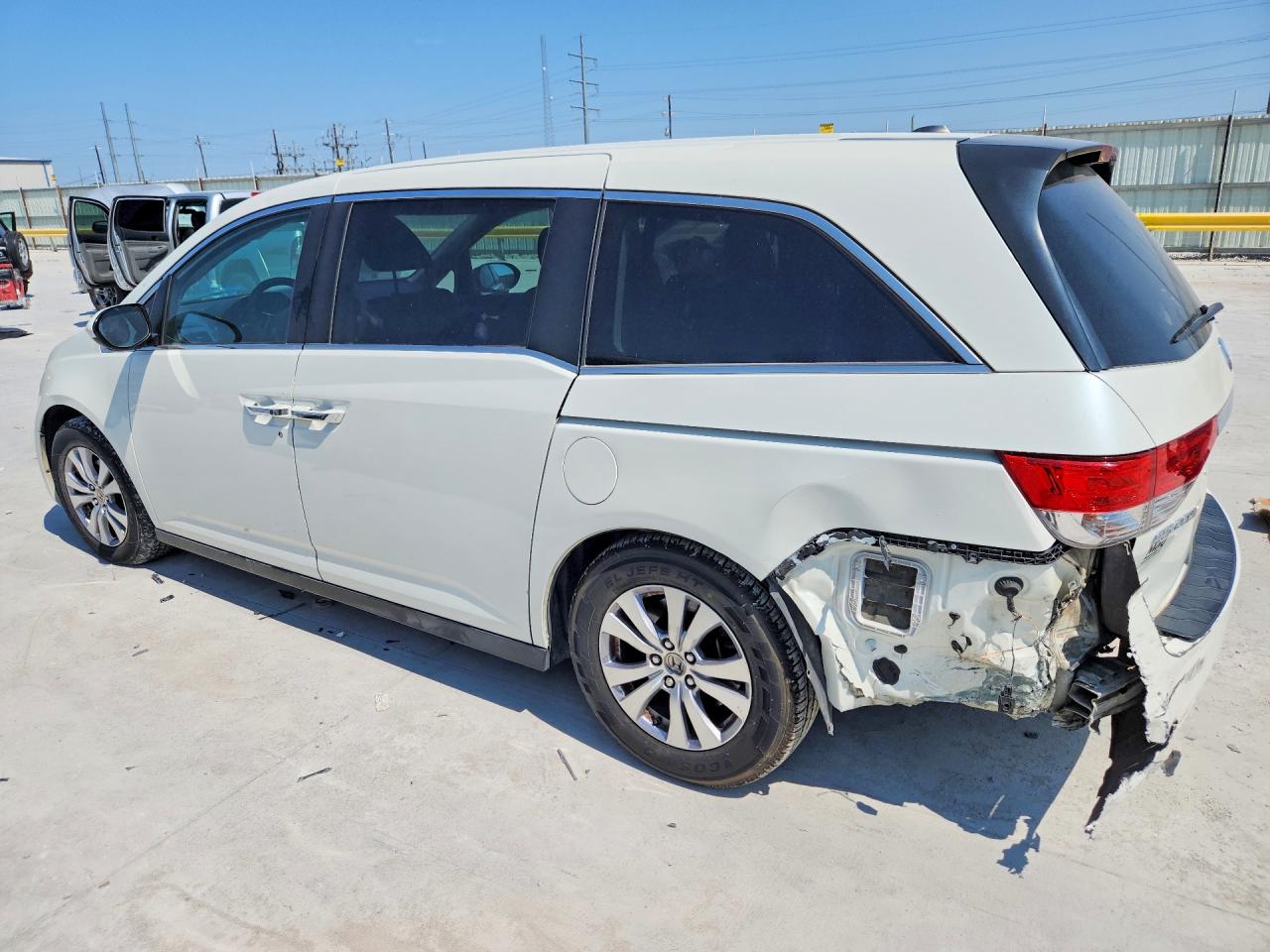 2016 HONDA ODYSSEY EXL — снимка 2