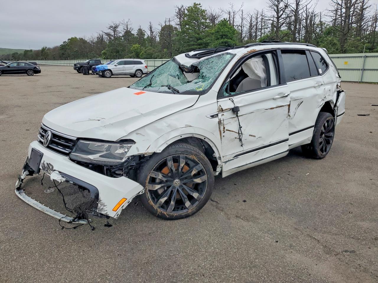 2020 VOLKSWAGEN TIGUAN SE