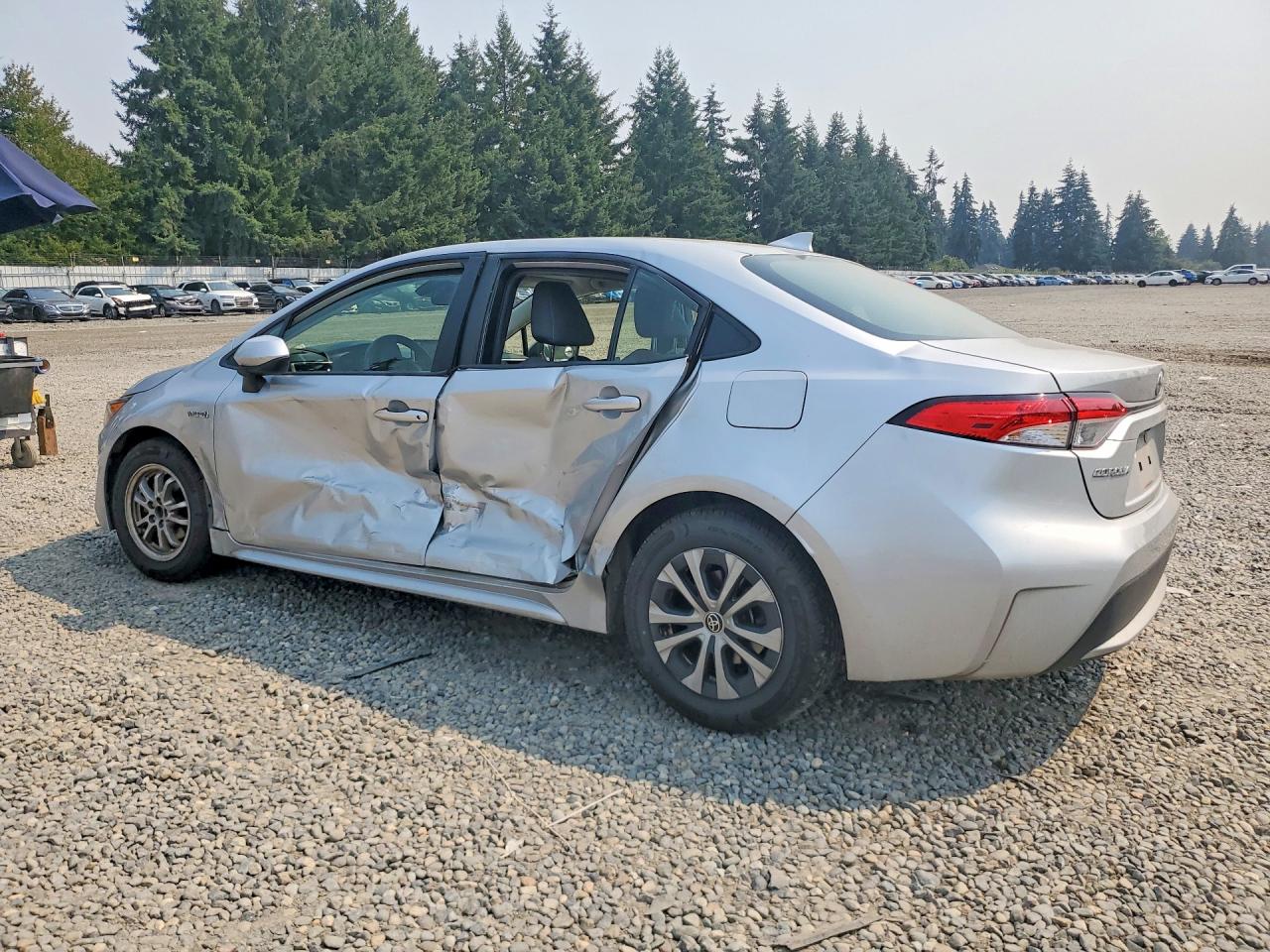 2020 TOYOTA COROLLA LE — снимка 2